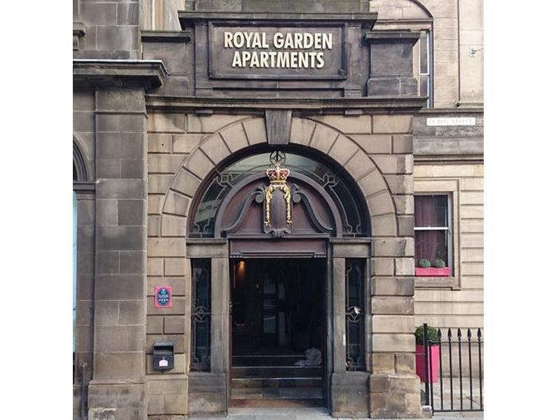 Fountain Court Apartments - Royal Garden Edinburgh Exterior photo
